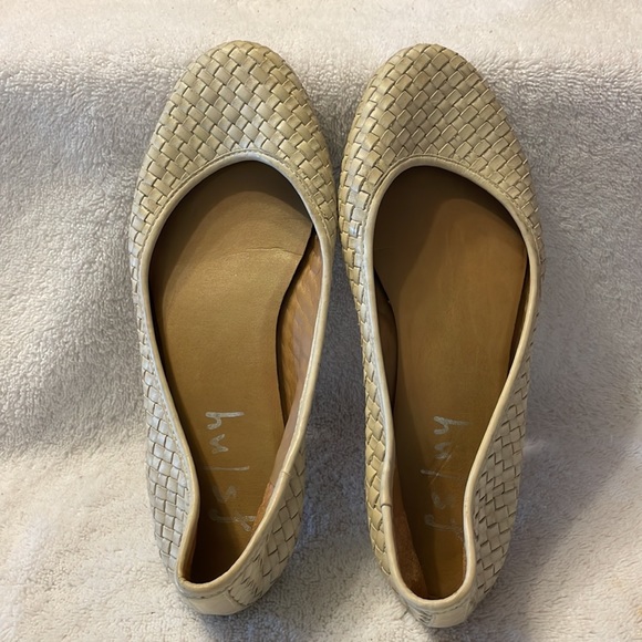 French Sole FS/NY like new leather woven Ballet Flats - Picture 2 of 8